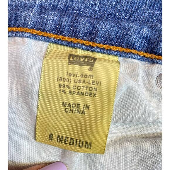 VTG Levis Distressed Cut Out 505 Blue Wash Denim Shorts Summer Festival Cheeky 6 - Picture 4 of 8